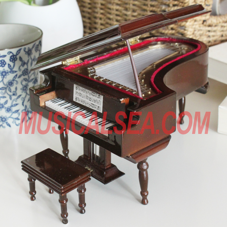 High quality miniature piano hand crank music